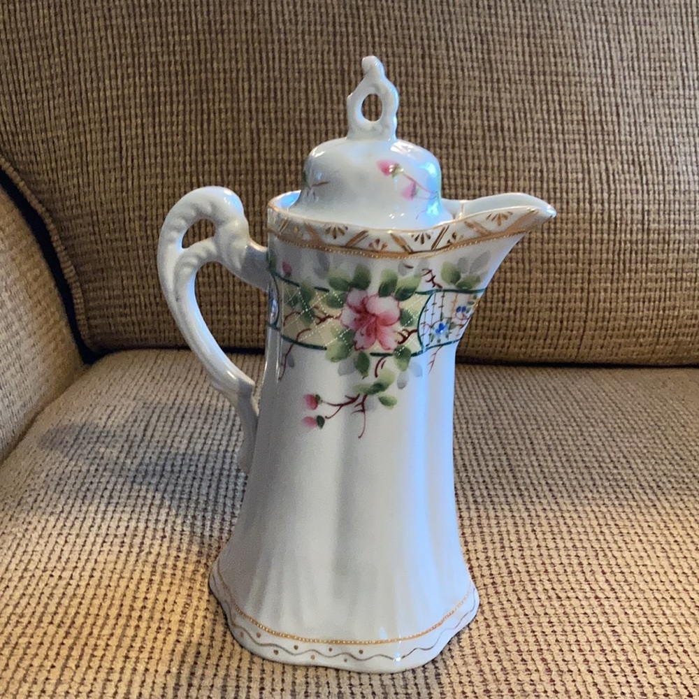 Chocolate pot